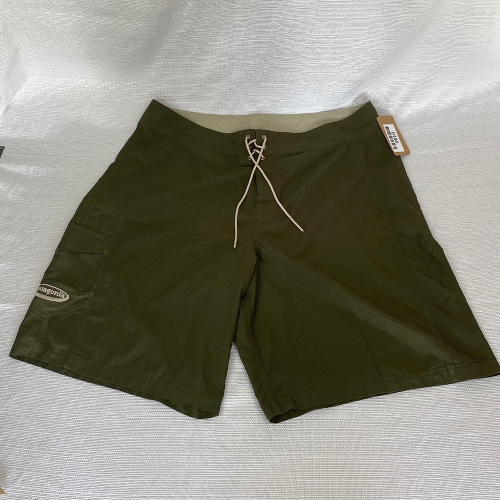 Patagonia Men's Size 38W Army Green Poly Board Short w/ snap pockets #0184